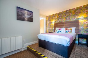 Family Room, 2 Bedrooms | Travel crib, free WiFi, bed sheets