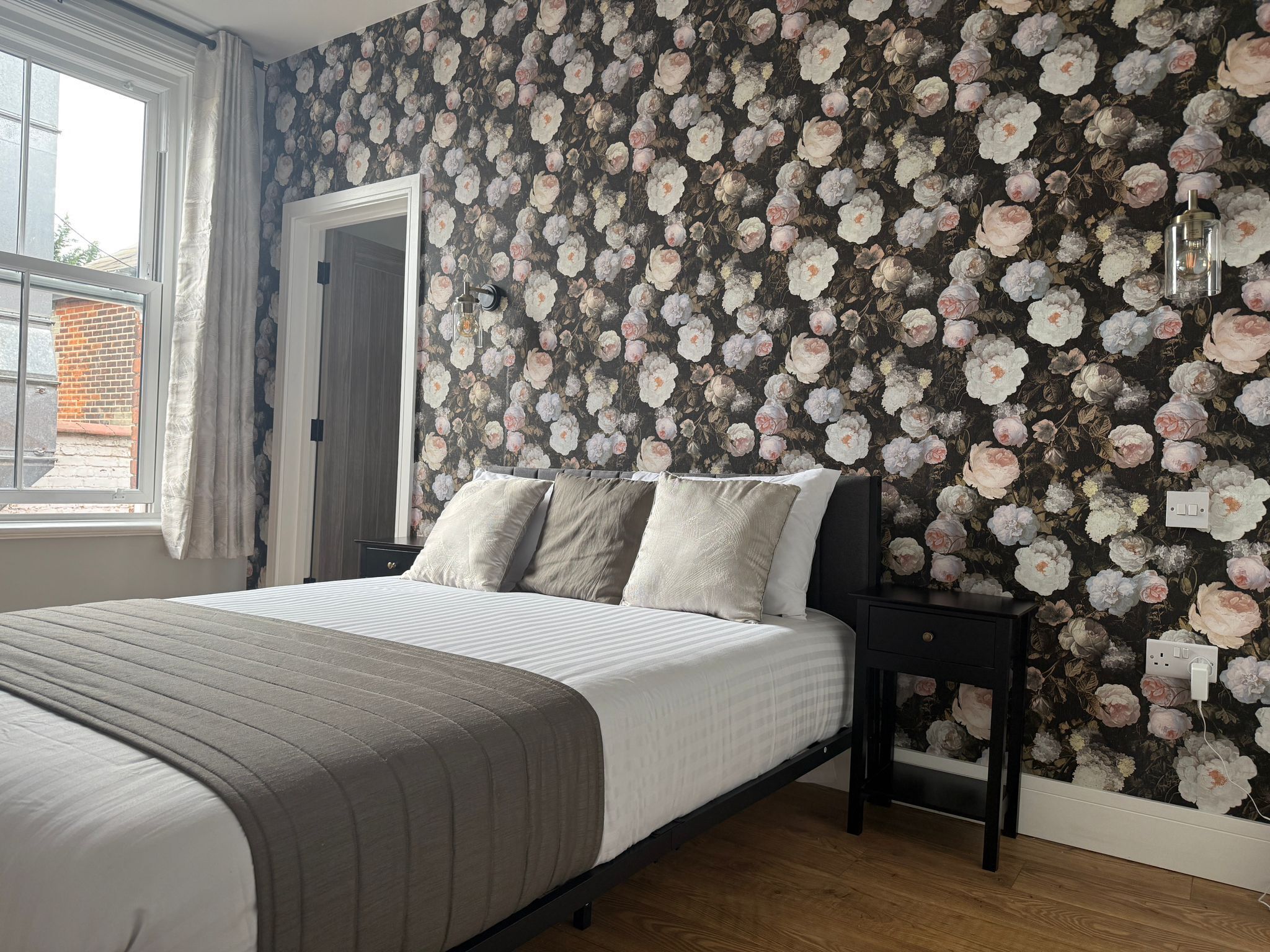 Wi-Fi gratuit, draps fournis