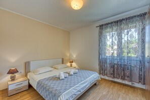 House | 4 bedrooms, Internet