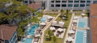 Your Luxury Caribbean Oasis

