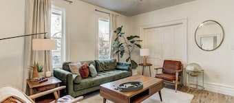 Stylish & Historic Home in SLC WIFI-Tesla Charger-blocks away from Delta Center