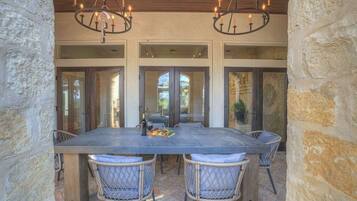 تناول الطعام