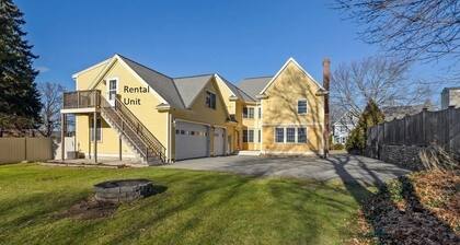 Spacious & Convenient 1BR unit-20min to Boston