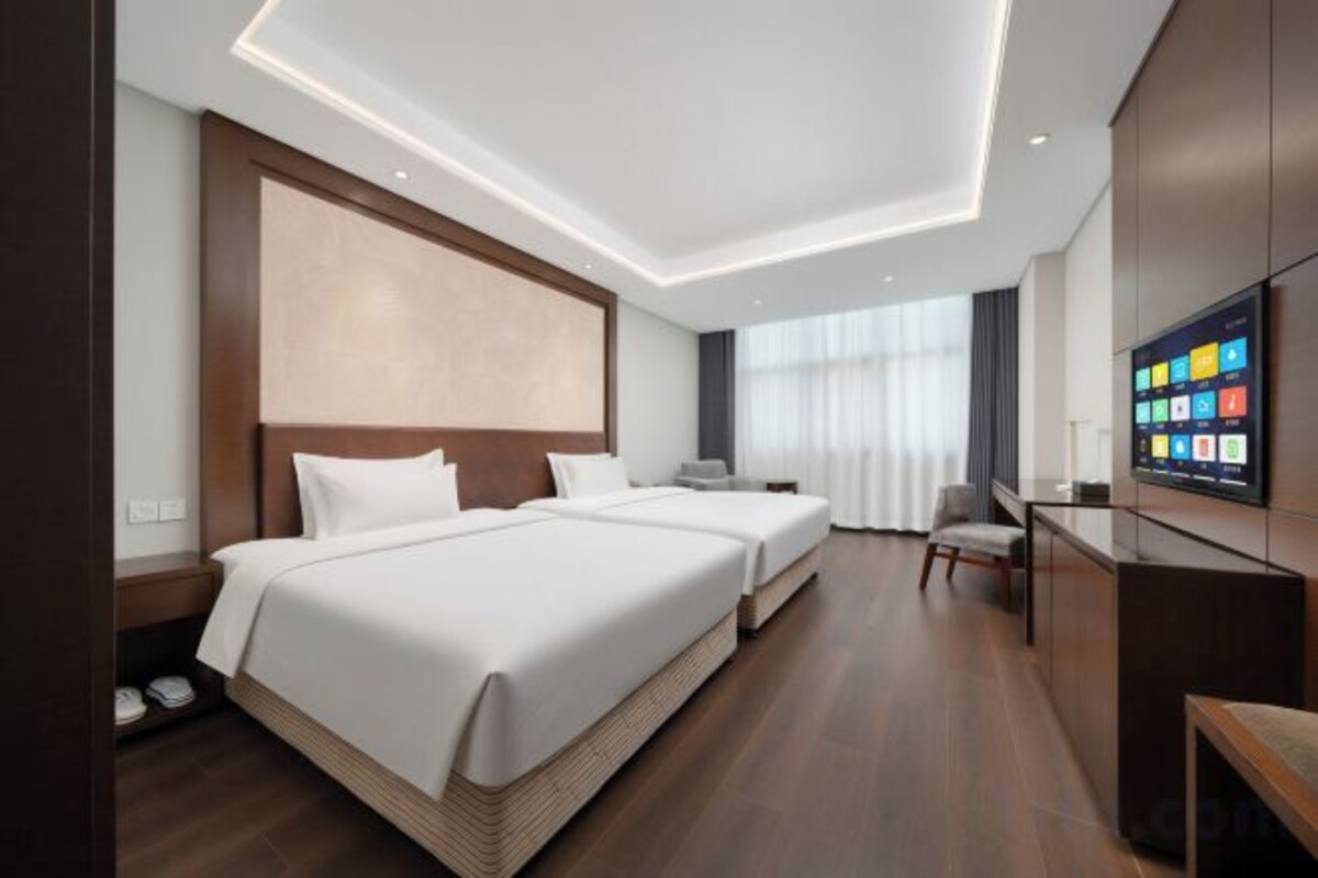 Deluxe 2-bed Room