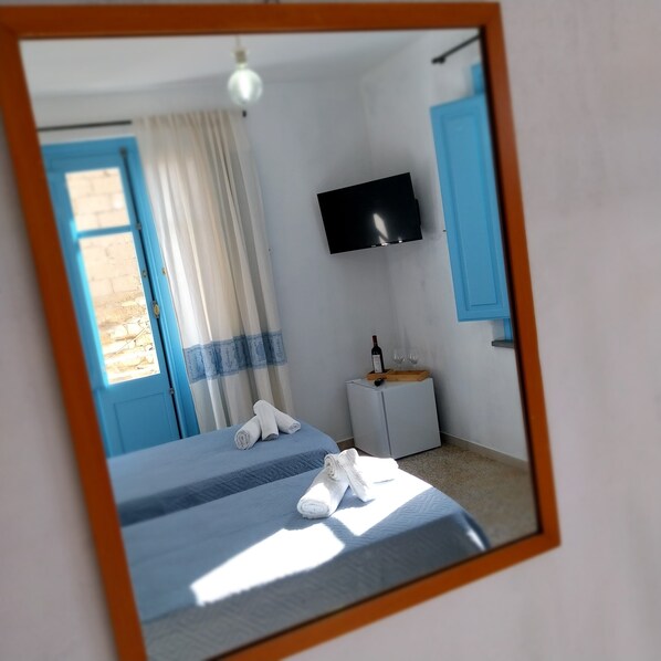 3 bedrooms, iron/ironing board, WiFi, bed sheets - Paradise in Baunei (Baunei)