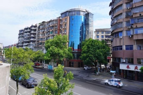 Exterior. Anqing No.1 Pier Hotel