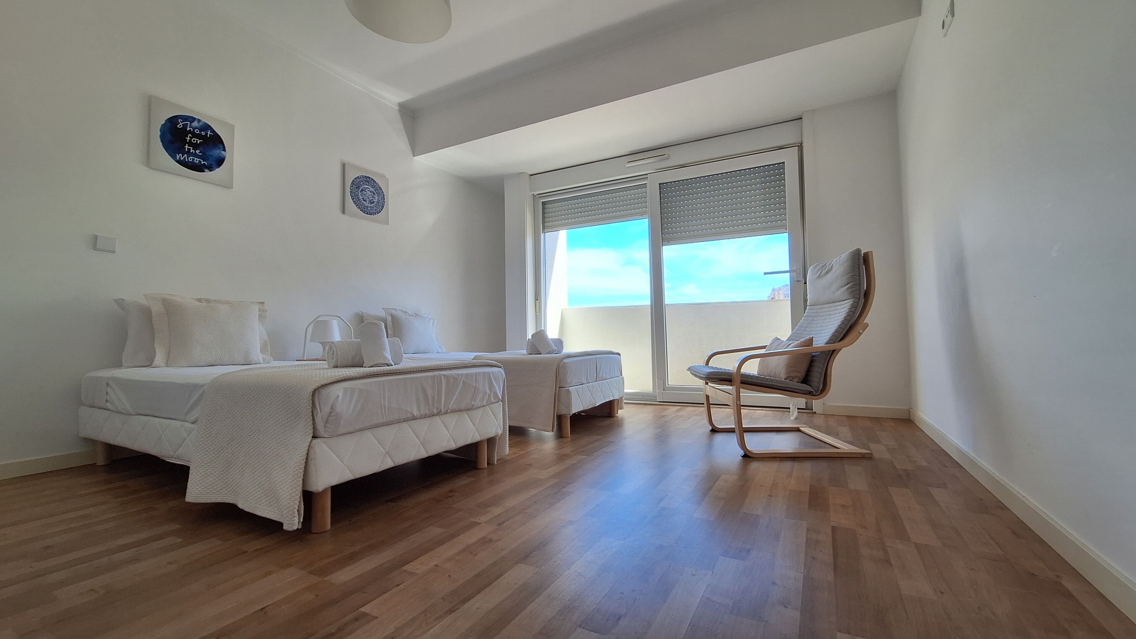 2 chambres, fer et planche à repasser, Wi-Fi gratuit, draps fournis