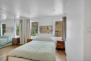 2 Schlafzimmer, Schreibtisch, kostenloses WLAN, Bettwäsche