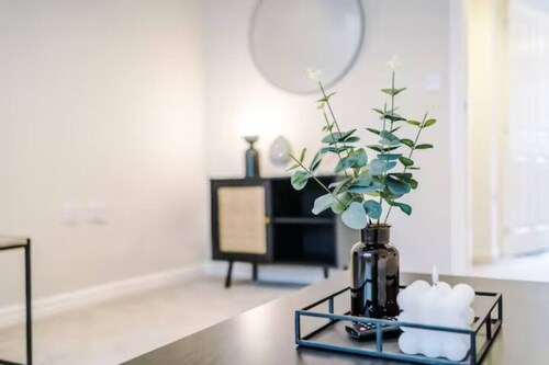 Lovely three bed home Manchester