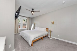 3 bedrooms, WiFi, bed sheets