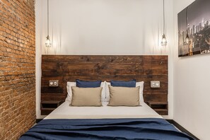 1 chambre, fer et planche à repasser, accès au Wi-Fi (inclus)