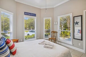 Family House, Courtyard View | 4 bedrooms, individually decorated, individually furnished, desk