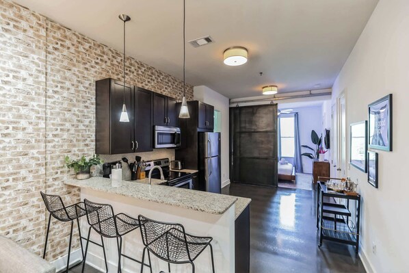 Fridge, microwave, oven, stovetop