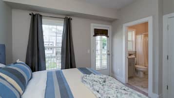 3 makuuhuonetta, silitysrauta/-lauta, Wi-Fi, vuodevaatteet