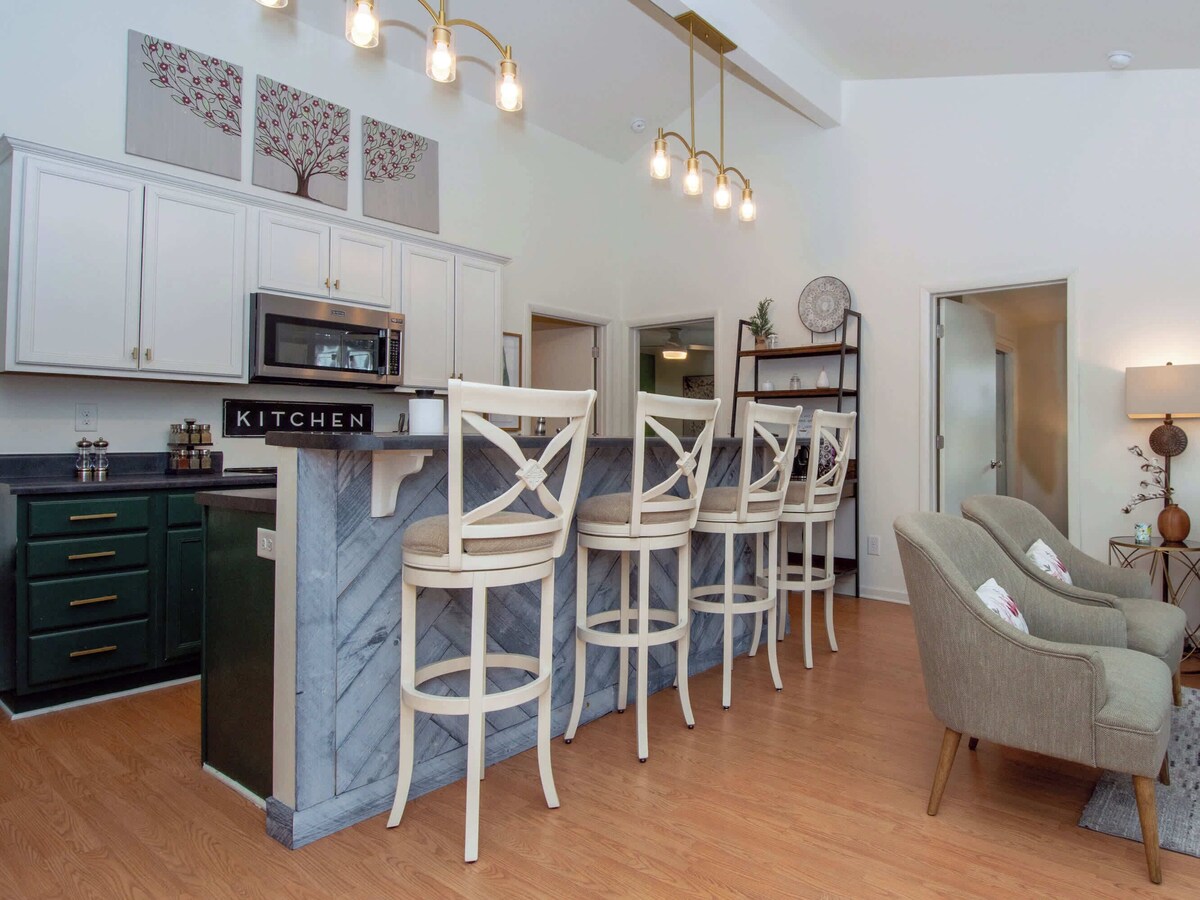 Pet Friendly | Near DT Nash & Music Row!