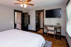 3 bedrooms, iron/ironing board, WiFi, bed sheets - Hello Goodbye | Ultimate Experience! (Nashville)