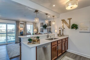 Interior - Riverfront Condo Minutes from Broadway (Nashville)