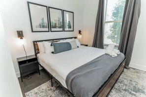 1 habitación, tabla de planchar con plancha, wifi y ropa de cama 
