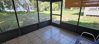 Charming Lake Front Apartment