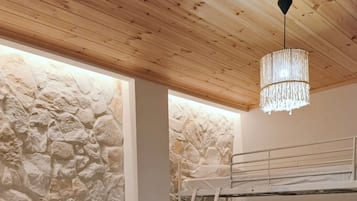 Studio, Smoking | 4 bedrooms