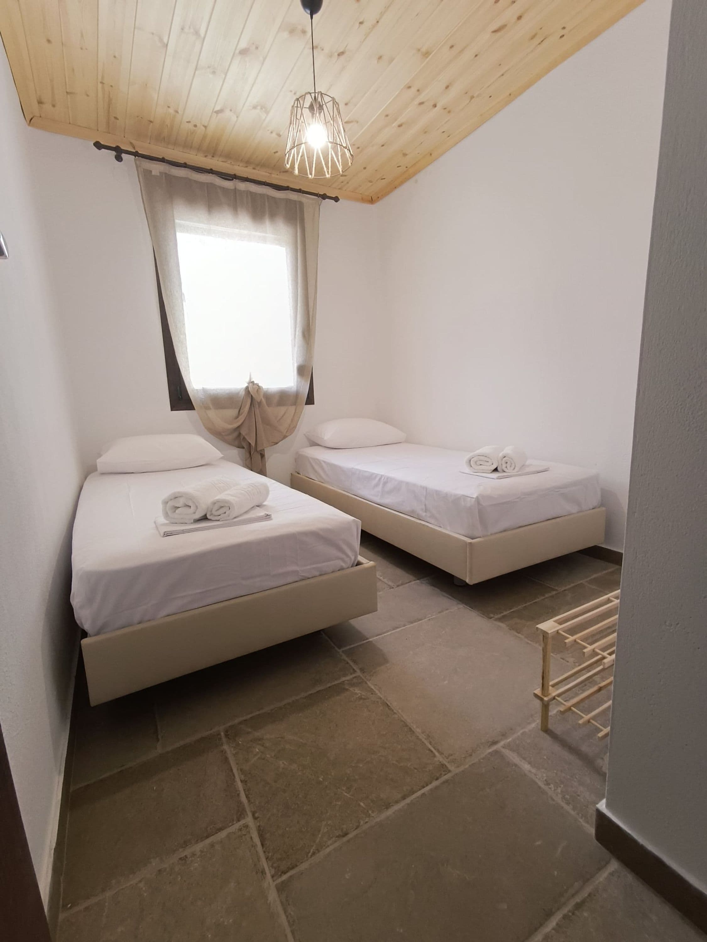 Apartment, Smoking | 4 bedrooms