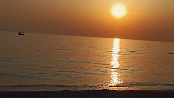 Apartment, Smoking | 4 bedrooms