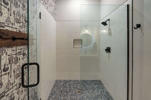 Shower, hair dryer, shampoo