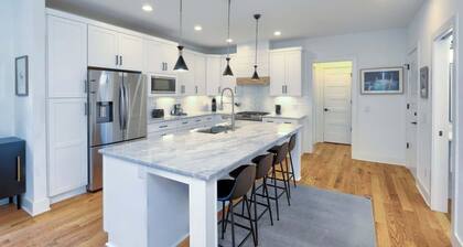 Trendy WeHo Home | Near DT Nashville!