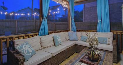 Private Backyard | Near Bicentennial Park