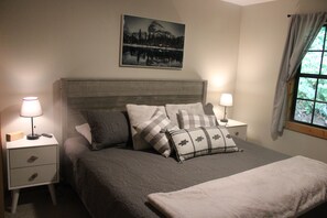 2 chambres, fer et planche à repasser, Wi-Fi gratuit, draps fournis