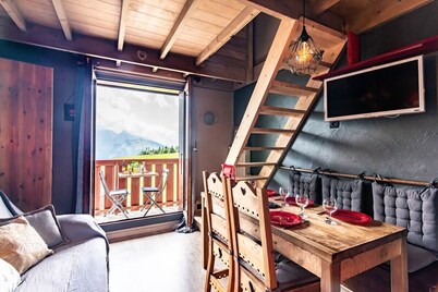 Slow Chalet MtBlanc Soleil Ski-in/out Nice View Balcony Elevator Parking