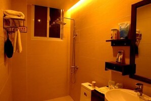 Room - Binxing Holiday Hotel (Luoping)