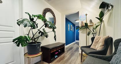 Sunrise BnB with Free Parking