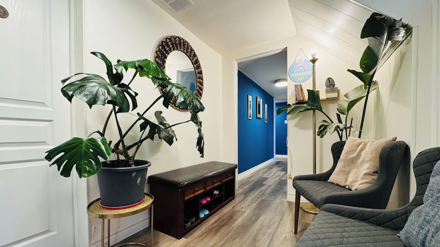 Sunrise BnB with Free Parking