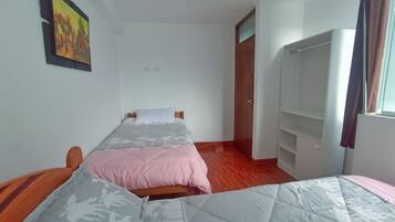 3 bedrooms, WiFi, bed sheets