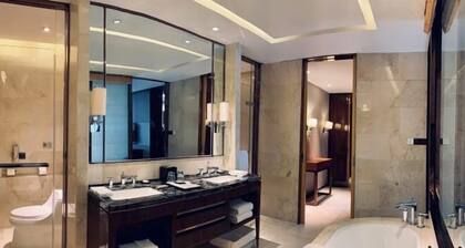 Changsha XianDai Huatian Hotel (Desiqin Guihuaping Metro Station Branch)