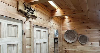 Escape to Tranquility at Wanderer's Oasis – Your Boho-Inspired Cabin Retreat
