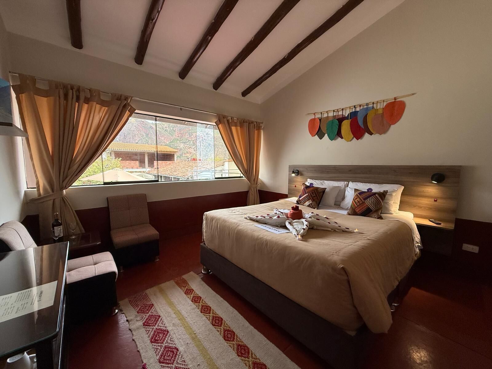 Habitación Deluxe, vistas al jardín | Edredones de plumas y colchones Select Comfort