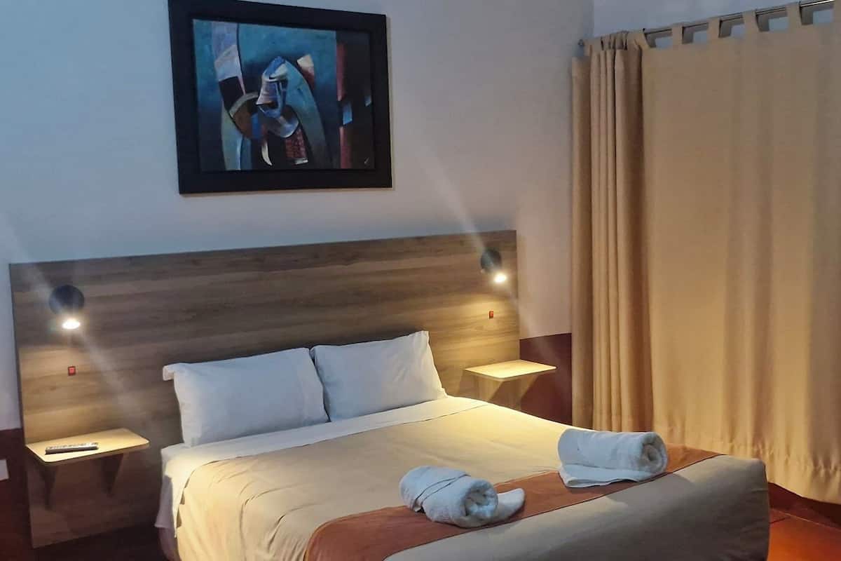 Comfort Room, Patio, Mountain View | Down comforters, Select Comfort beds, iron/ironing board, free WiFi