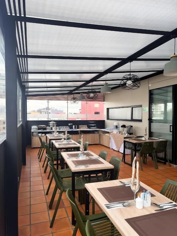 Restaurant - Hotel WLH Gold Bogota (Bogotá)