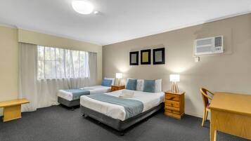 1 chambre, bureau, fer et planche Ă repasser, Wi-Fi