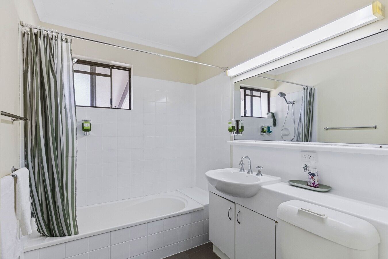 Hair dryer, towels