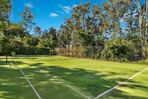 Sports court - Cozy 1-Bedroom-Ideal 4 Business (Mount Ommaney)