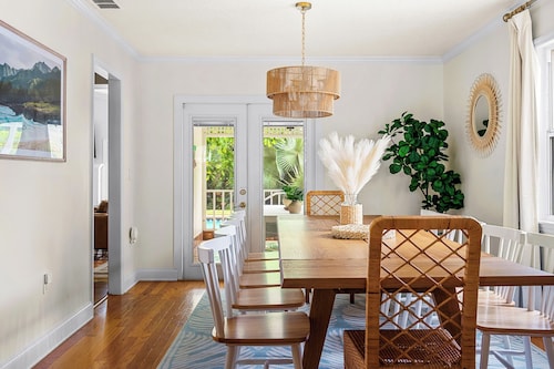 Luxury 5BR w/ Pool, Spa & Game Room near AMI