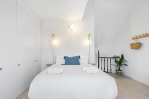 1 slaapkamer, een bureau, gratis wifi, beddengoed