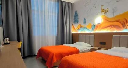 Yiyun Hotel (Jinghong Gaozhuang Xingguang Night Market Branch, Xishuangbanna)