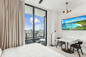 Bügeleisen/Bügelbrett, kostenloses WLAN, Bettwäsche