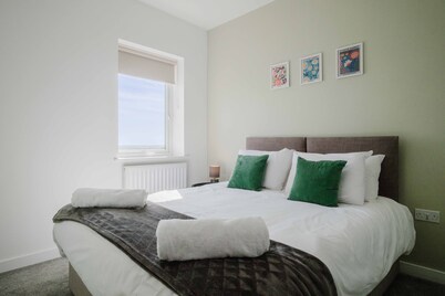 Modern & comfy 3 bed house