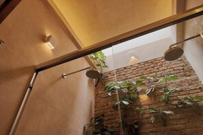 Interior - Ti-Ladeé. Pool & AC – Walk to Historic Sites (Oaxaca de Juárez)