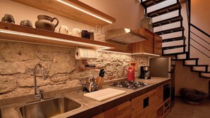 Coffee/tea maker, fridge, microwave, oven - Rubina Jewel in downtown Design Location AC (Oaxaca de Juárez)